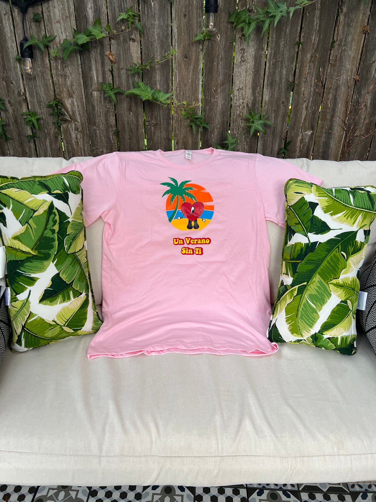 Un Verano Sin Ti Shirt