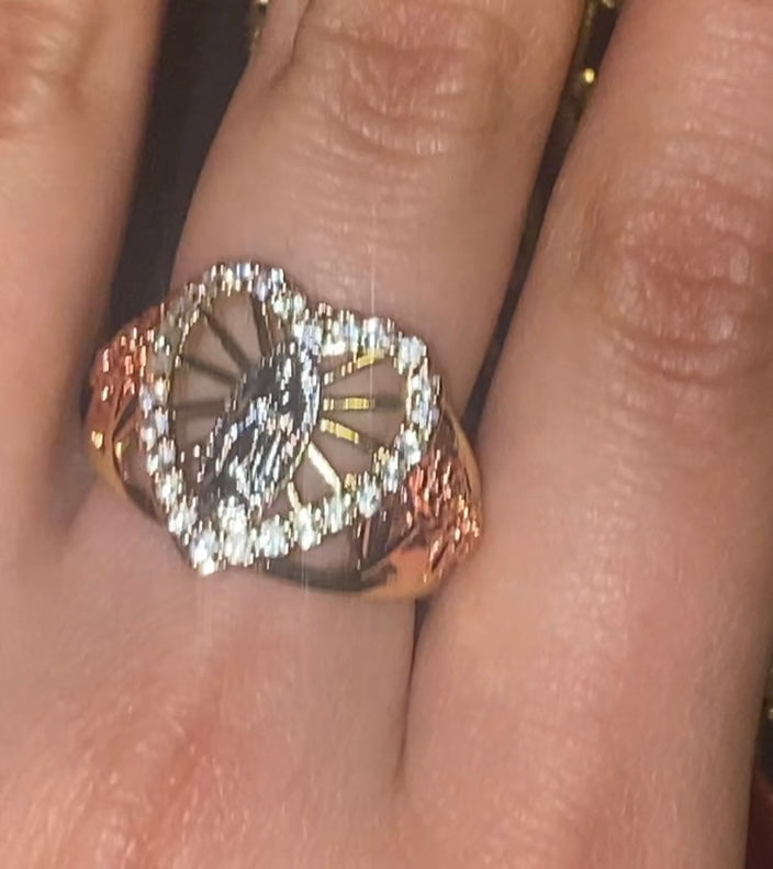Virgen Heart Rose Ring