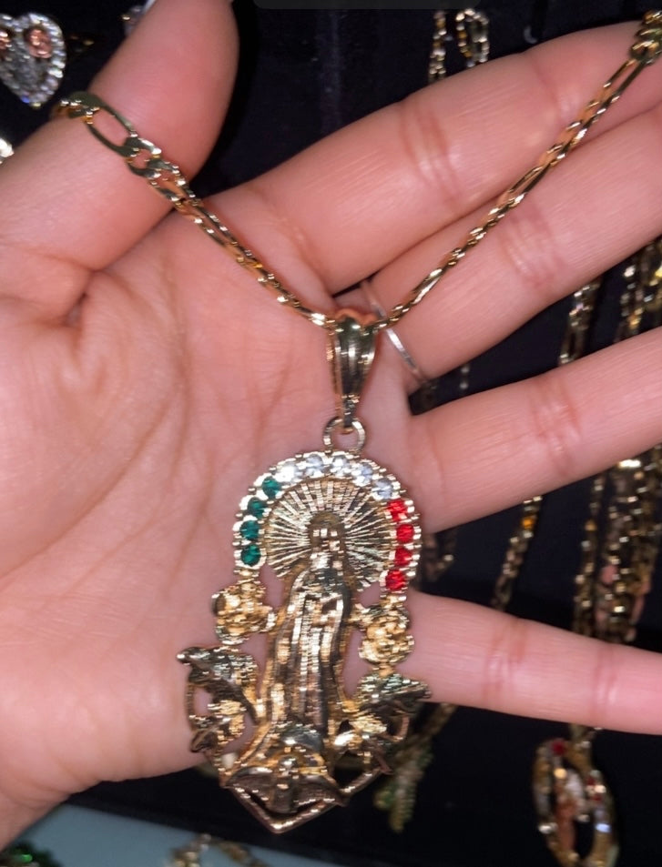 Virgen Necklace with Diamonds