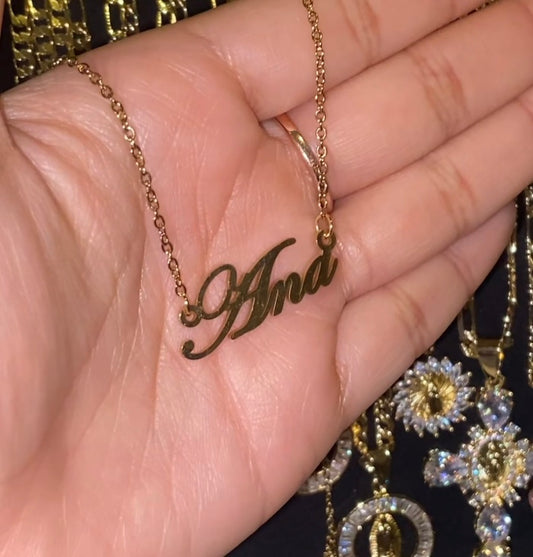 Ana Necklace