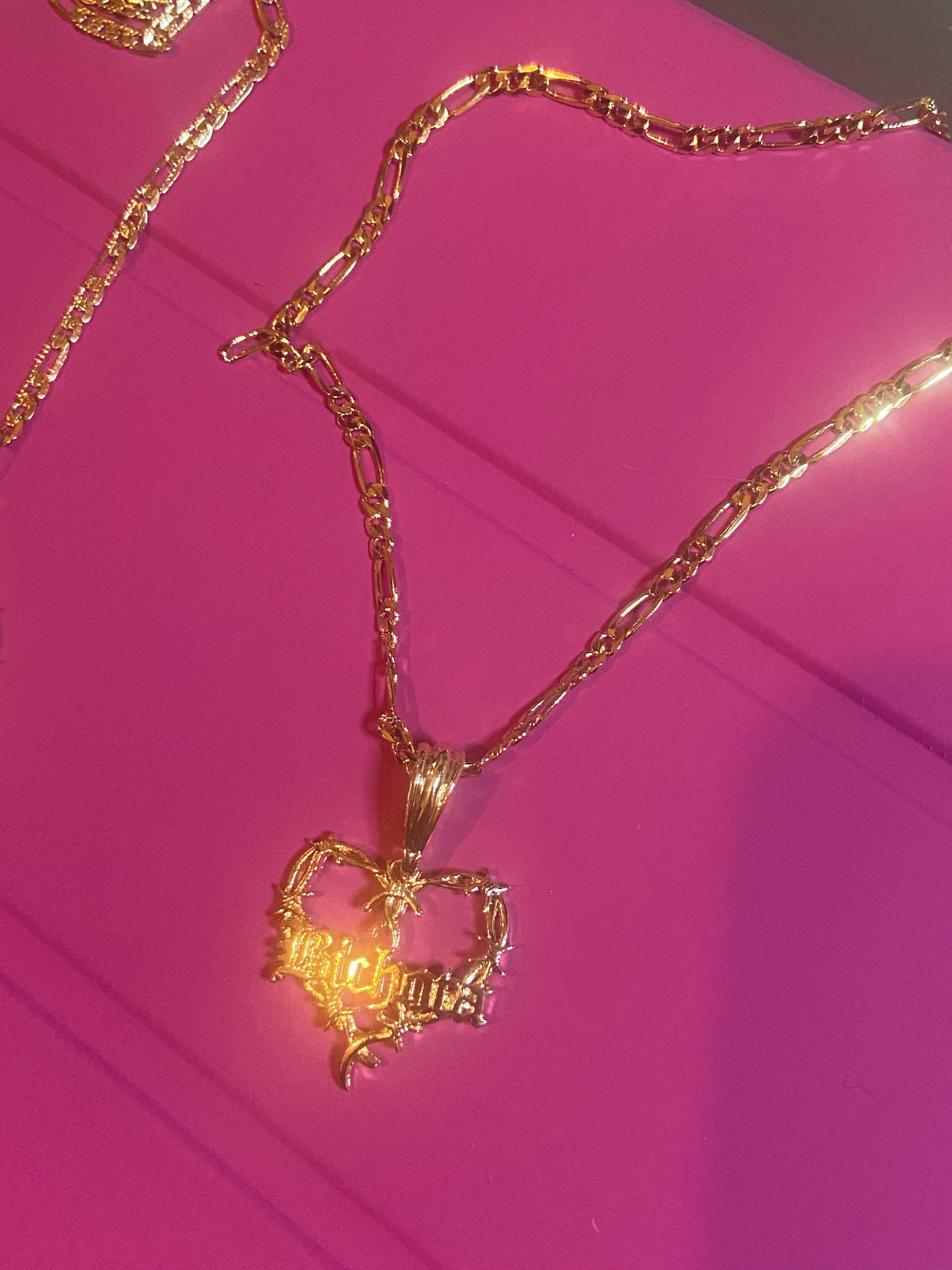 Bichota Heart Necklace